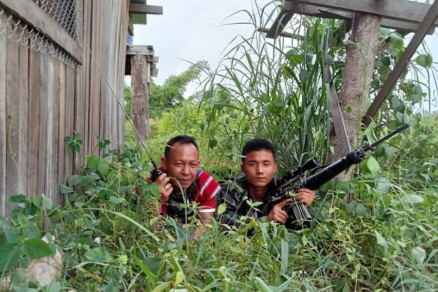 “အာဏာရူး မကျမချင်း တိုက်ပွဲဝင်နေမယ် ” ဟု ဥကရစ်ထစခန်းတိုက်ပွဲ ရှေ့တန်းစစ်မျက်နှာက ရဲဘော်ကြွေးကြော် 
