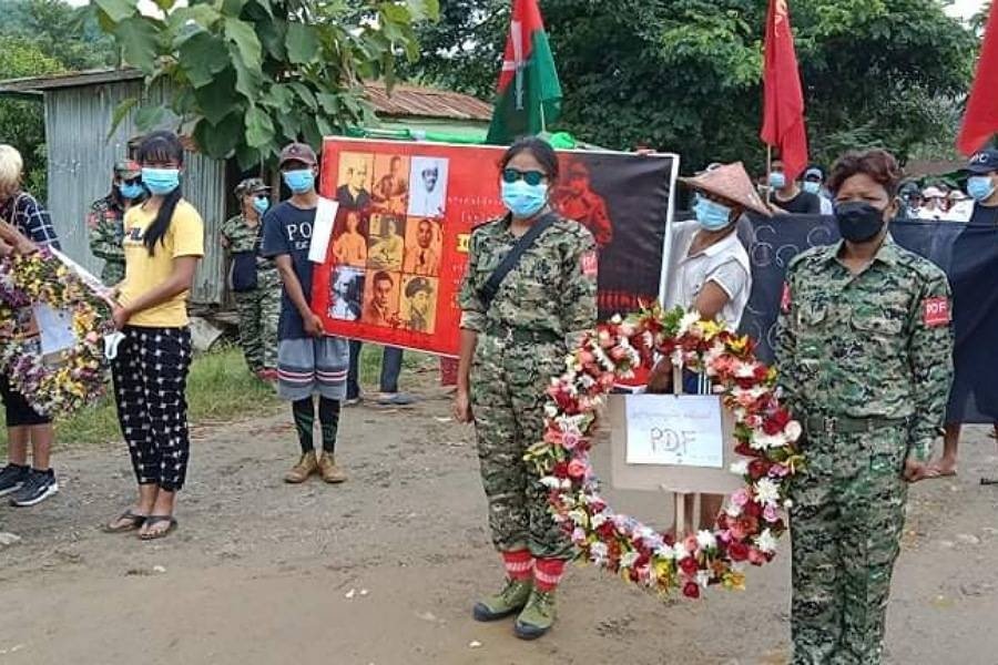 KPDF ဝန်းရံခဲ့သည့် လုံးခင်းအုပ်စု အာဇာနည်နေ့ လမ်းလျှောက်ချီတက်ပွဲ