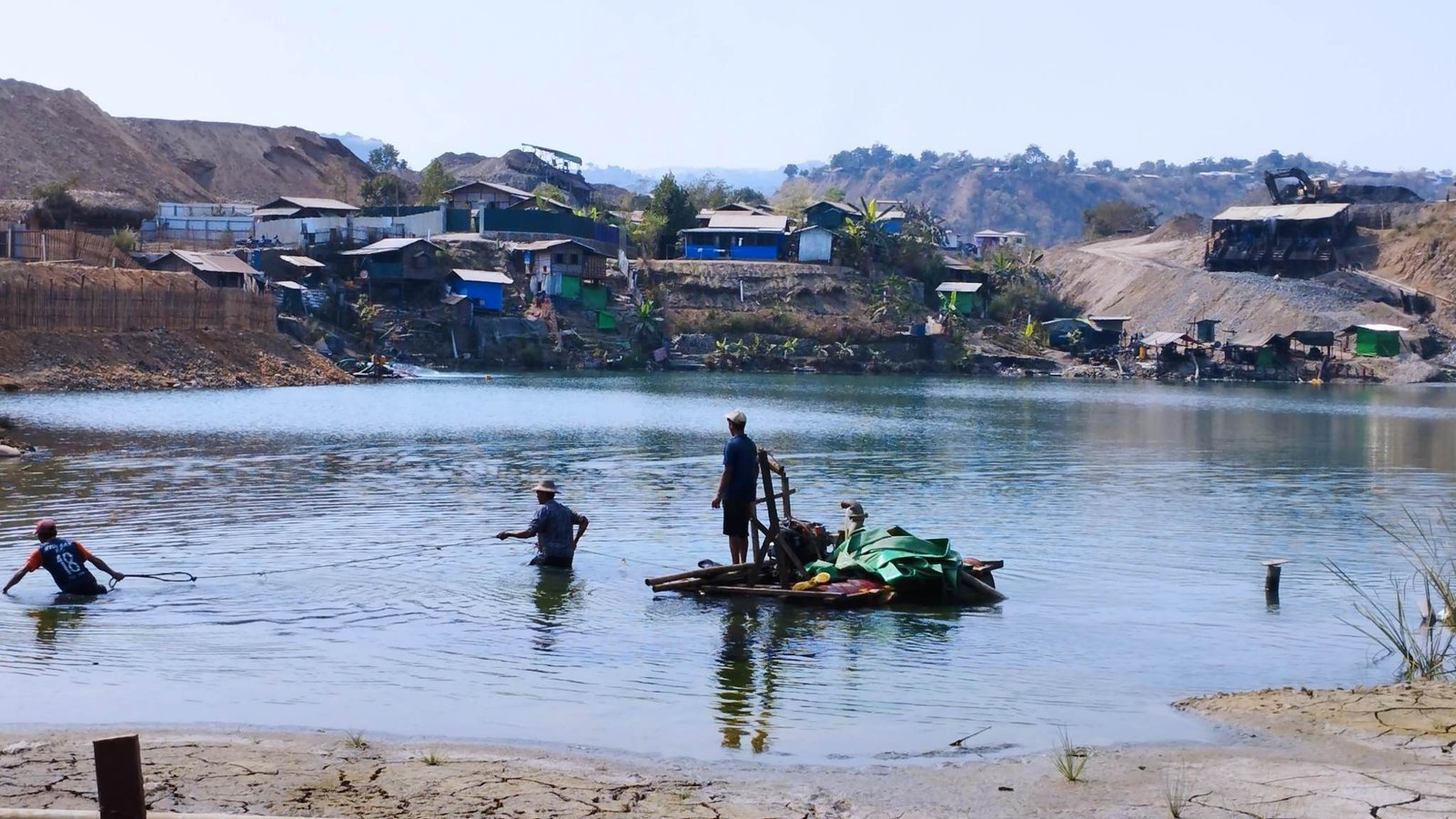 ကျေးရွာပိုင်ရေကန်အတွင်း ရွှေမျောတိုက်မှု ပိုတိုးလာ၊ KIA/PDF မှ အရေးယူဆောင်ရွက်ပေးမှုမရှိ
