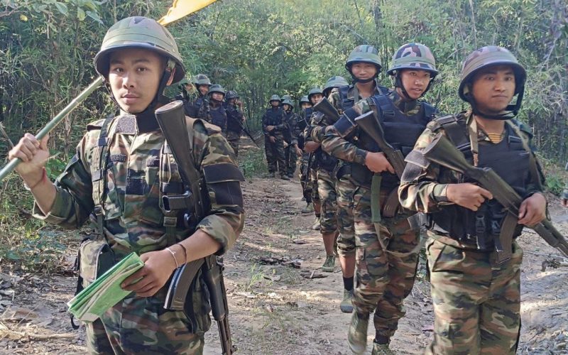 ကျောက်ထုမြို့နယ် စံရွာအနောက်တောင်ကြောတိုက်ပွဲတွင် စစ်ကောင်စီတပ်မှ (၁၀) ဦးခန့် သေဆုံး