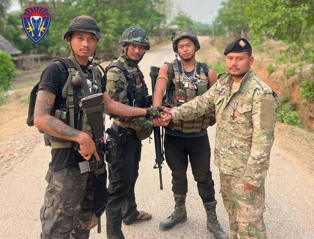 Cobra စစ်ကြောင်းထံ Venom စစ်ကြောင်းရှိ ရဲဘော်အားလုံး လာရောက်ပူးပေါင်း