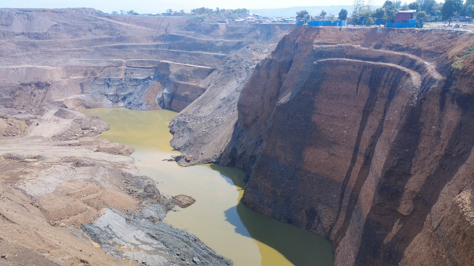 စစ်တပ်နှင့် အပေးအယူတည့်ခဲ့သည့် ဖားကန့်မှ​ကျောက်စိမ်း လုပ်ကွက်တစ်ခုအား စစ်တပ်မှဝင်စီး