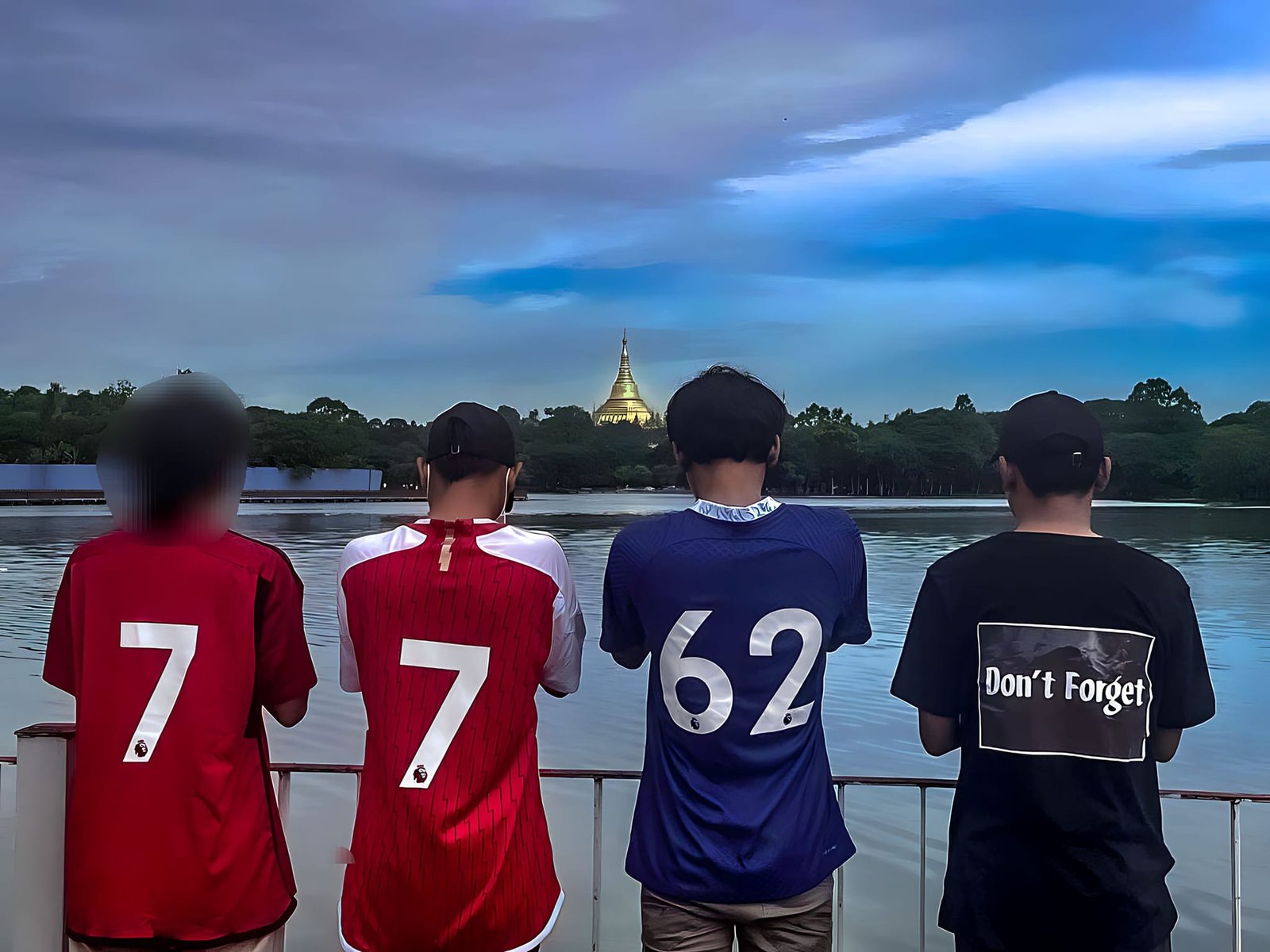 ၇-၇-၆၂ မမေ့ကြရန် ပြည်သူများကို နှိုးဆော်