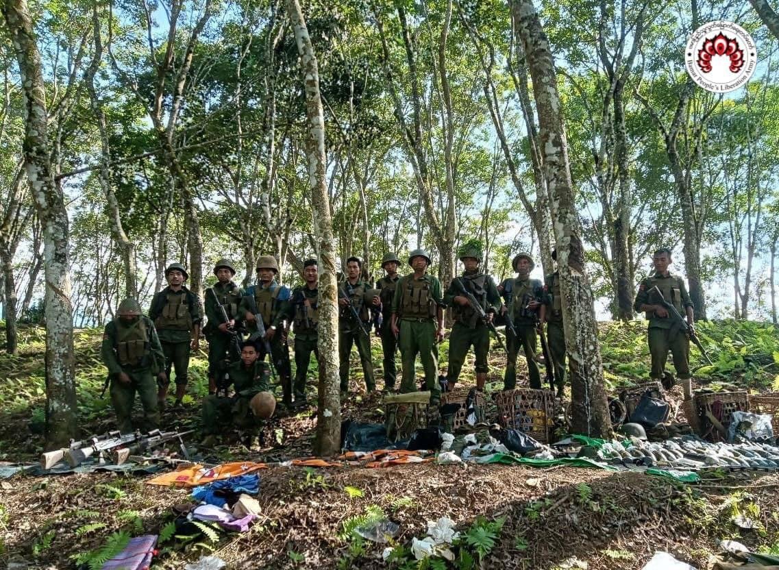စစ်ကောင်စီ လက်အောက်ခံ ၄၀ ကျော်သေဆုံးပြီး ဗိုလ်ကြီး နေလင်းအောင်ကို အရှင်ဖမ်းဆီးခံရမိ