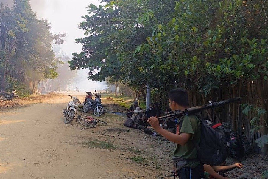 ဇီးပြားရွာတိုက်ပွဲတွင် စစ်ကောင်စီလက်အောက်ခံ ၃၀ ကျော်သေပြီး၊ ပြည်သူ့ကာကွယ်ရေးရဲဘော် ၂၁ ဦးကျဆုံးခဲ့