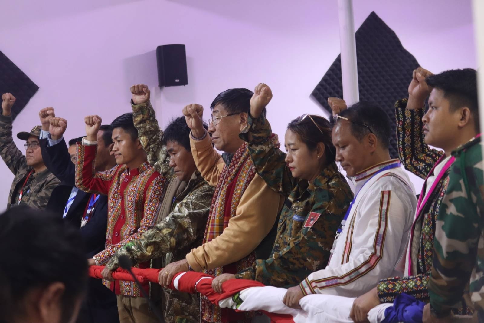ချင်းပြည်ဖွဲ့စည်းပုံအခြေခံဥပဒေအရ ချင်းပြည်အစိုးရဖွဲ့စည်းကြောင်း ချင်းပြည်ကောင်စီကြေညာ