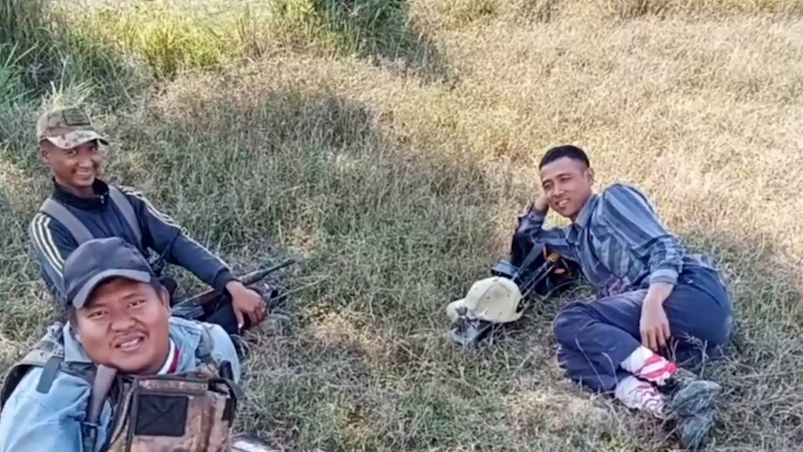 မြောက်ခင်ရန်းရွာ မီးရှို့သတ်ဖြတ်မှုကို စစ်ကောင်စီဖုံးကွယ်ရန် ကြိုးစားနေသည့်အတွက် သက်သေအထောက်အထားများကို BACS က ထုတ်ဖော်