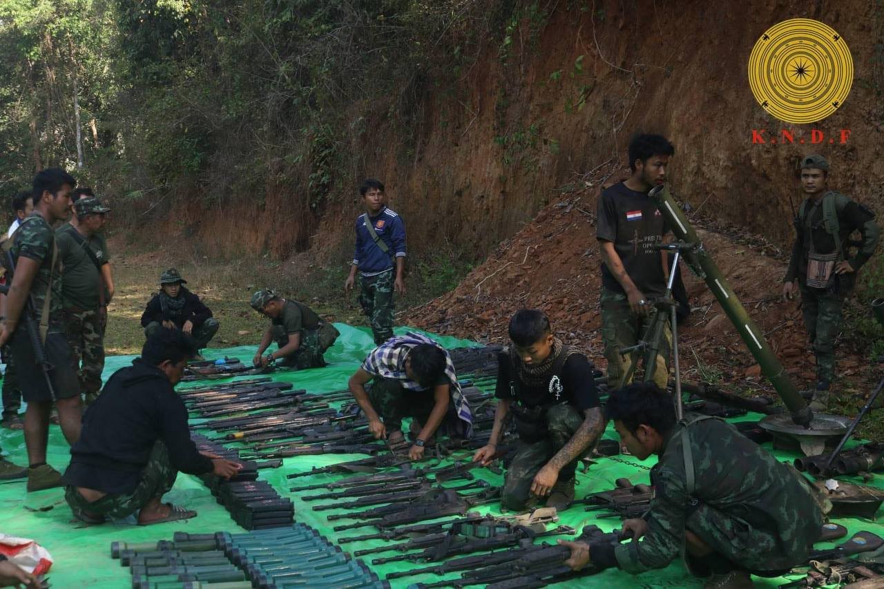 တလနီးပါး တိုက်ပွဲအတွင်း စစ်ကောင်စီဘက်မှ ဗိုလ်မှူးကြီး၊ ဒု ဗိုလ်မှူးကြီး၊ ဗိုလ်မှူး၊ ဒု ရဲမှူးများအပါအဝင် ၁၆၀ ကျော်သေဆုံး