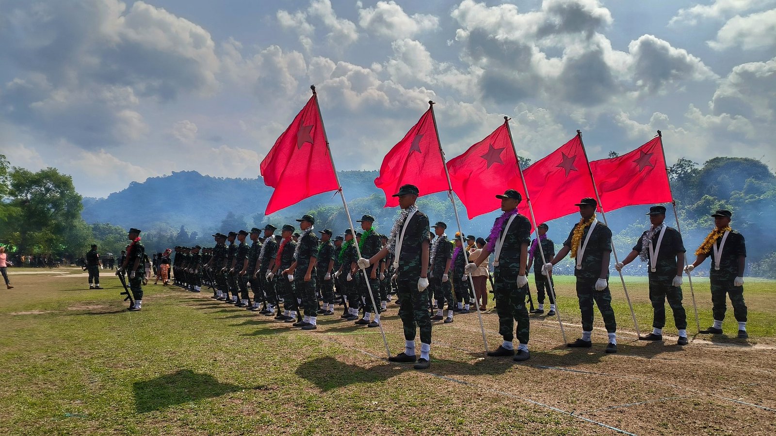 အတူရုန်းကန်ပြီး ငြိမ်းချမ်းသည့်ခေတ်ဆီ ပြန်သွားမည်ဟု ပုလော PDF ပြော