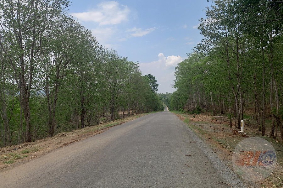 အနောက်ရိုးမကို ကျော်ဖြတ်ပြီး လွန်မြောက်လာနိုင်သော တော်လှန်ရေးနယ်မြေများ 