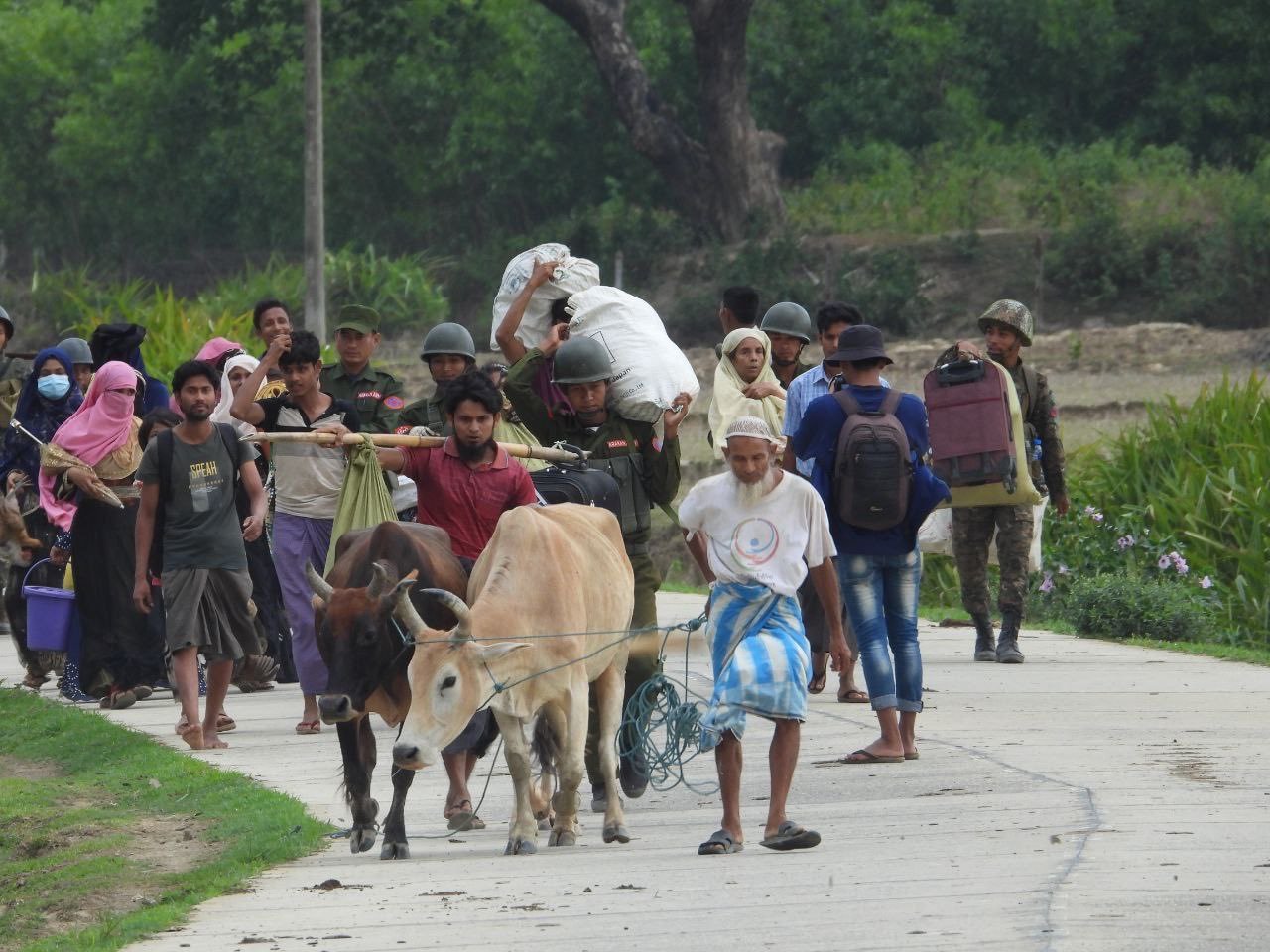 လူမျိုးရေး ဘာသာရေး ပဋိပက္ခမီးမွှေးပြီး စစ်ရေး နိုင်ငံရေး အသာစီးယူချင်နေသော အကြမ်းဖက် စစ်ကောင်စီ