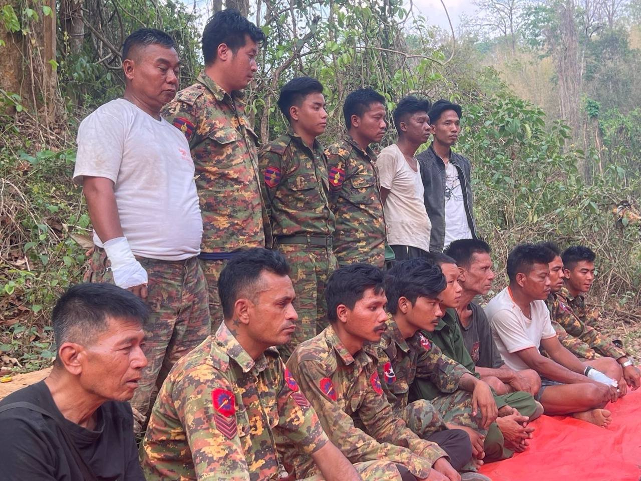 ပြင်ဦးလွင်အနီး ထိုးဖောက်လာတဲ့ မန္တလေး PDFနဲ့ တိုက်ပွဲကြားက လူသားဆန်မှု