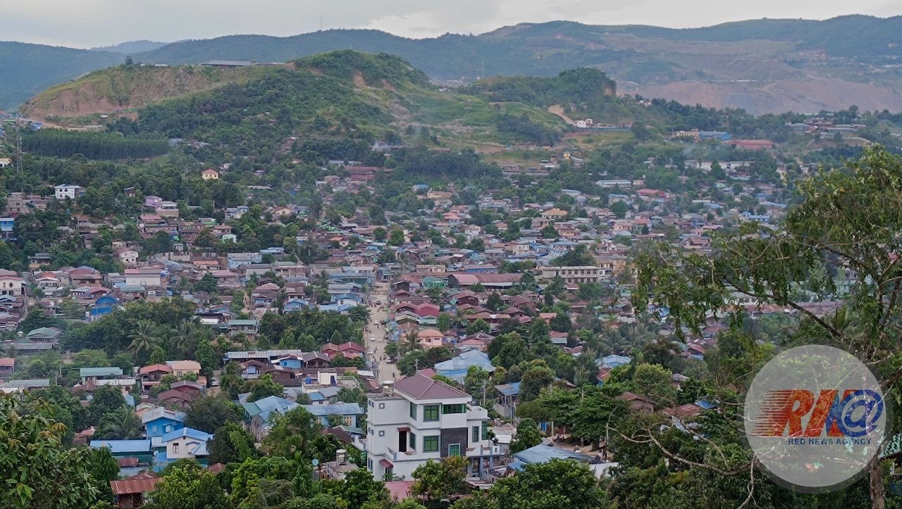 ဆိပ်မူကျေးရွာ၌ စစ်ကောင်စီတပ်နှင့် KIA/KPDF ပူးပေါင်းအဖွဲ့တို့ တိုက်ပွဲဖြစ် အထိနာသည့်စစ်ကောင်စီက အရပ်သားပြည်သူများကို ပစ်ခတ်