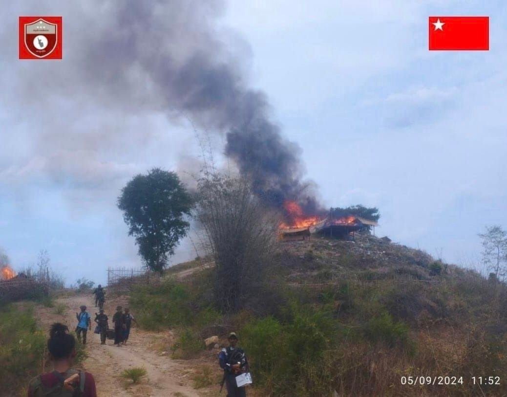 ရေနံထွက်ဒေသတချို့နှင့် ဆည်တချို့ကို လက်လွှတ်လိုက်ရပြီးနောက် စစ်ကောင်စီတပ်လေကြောင်းဗုံးကြဲမှုများ ဆက်တိုက်ပြုလုပ်နေ