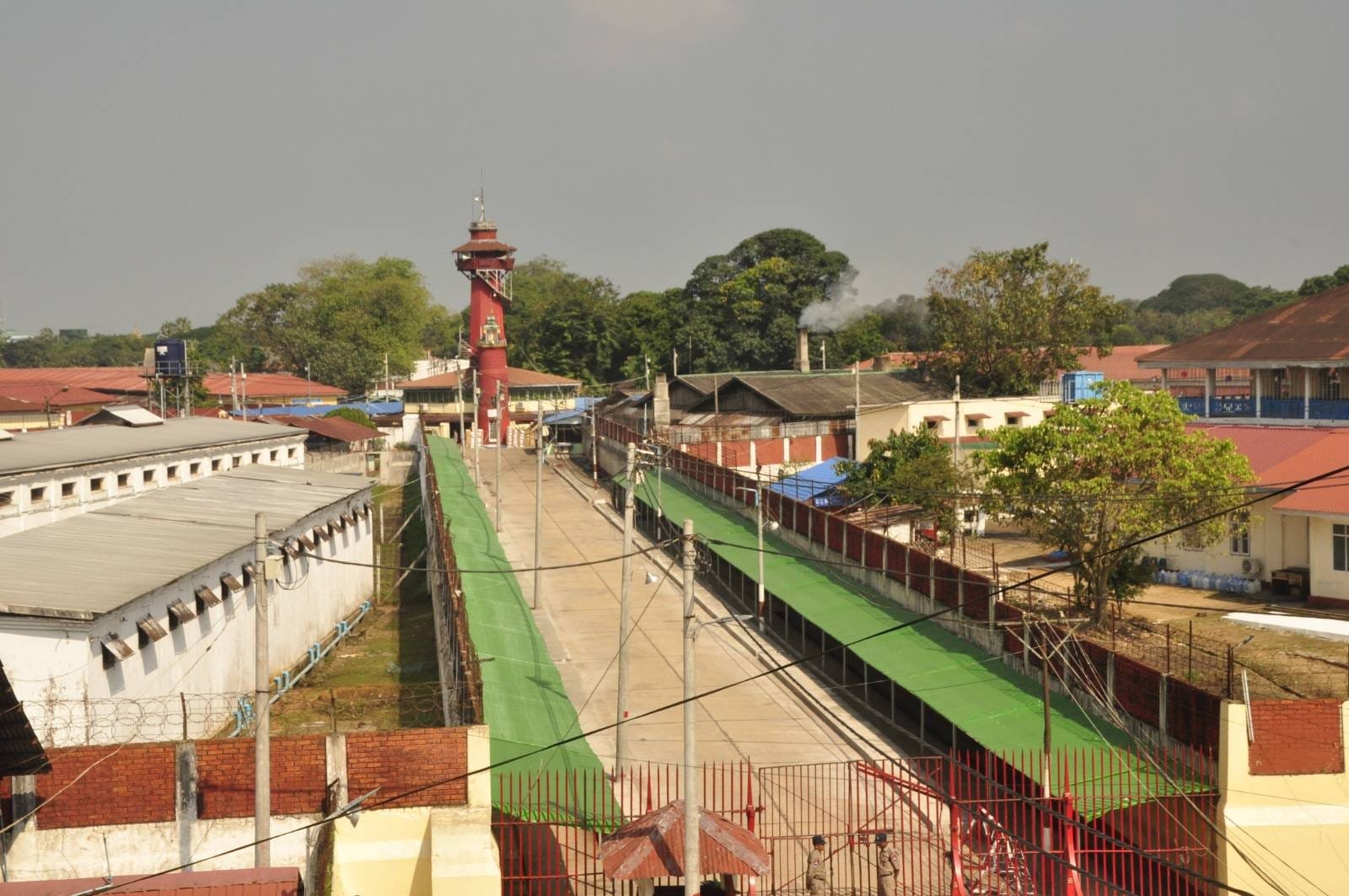 နာမည်ဆိုးဖြင့်ကျော်ကြားနေသော အင်းစိန်ထောင်ဝန်ထမ်း အသုဘ ယနေ့ ပြုလုပ်မည်