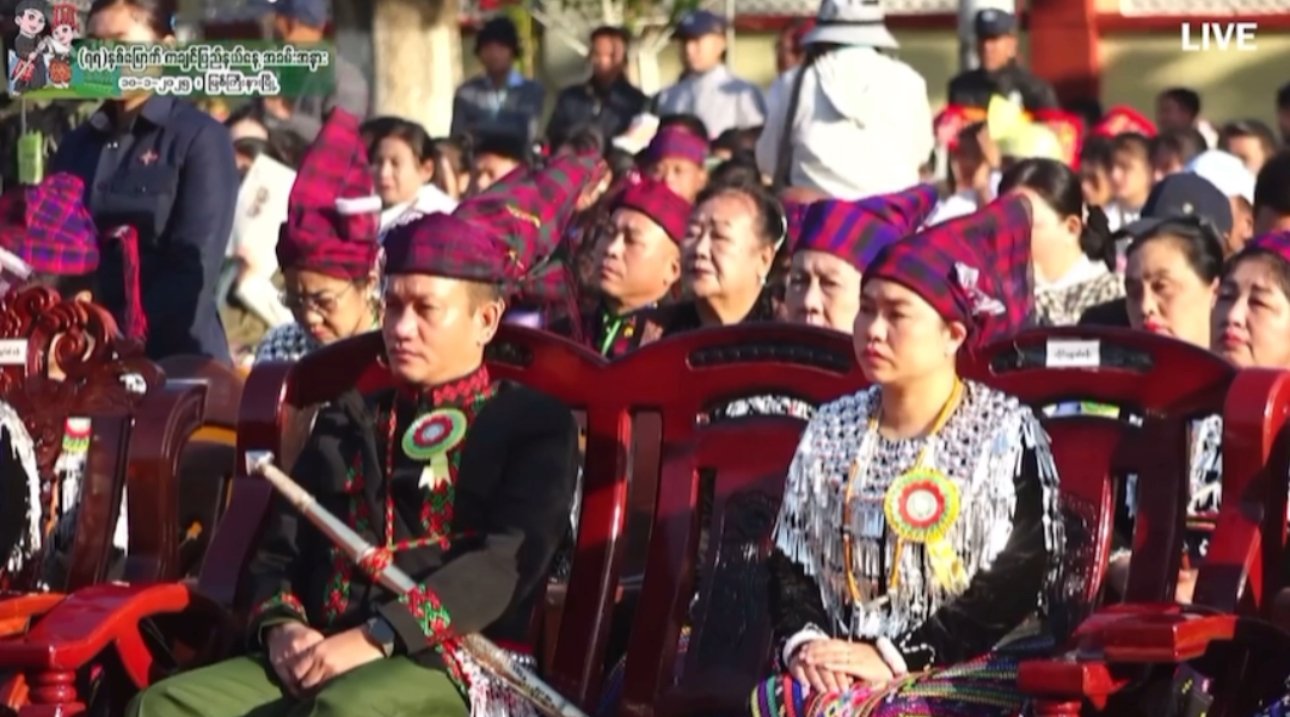 ငြိမ်းချမ်းရေးဖော်ဆောင်ရာတွင် တွေ့ဆုံဆွေးနွေးမှသာ အောင်မြင်မည်ဟု မင်းအောင်လှိုင်ပြော