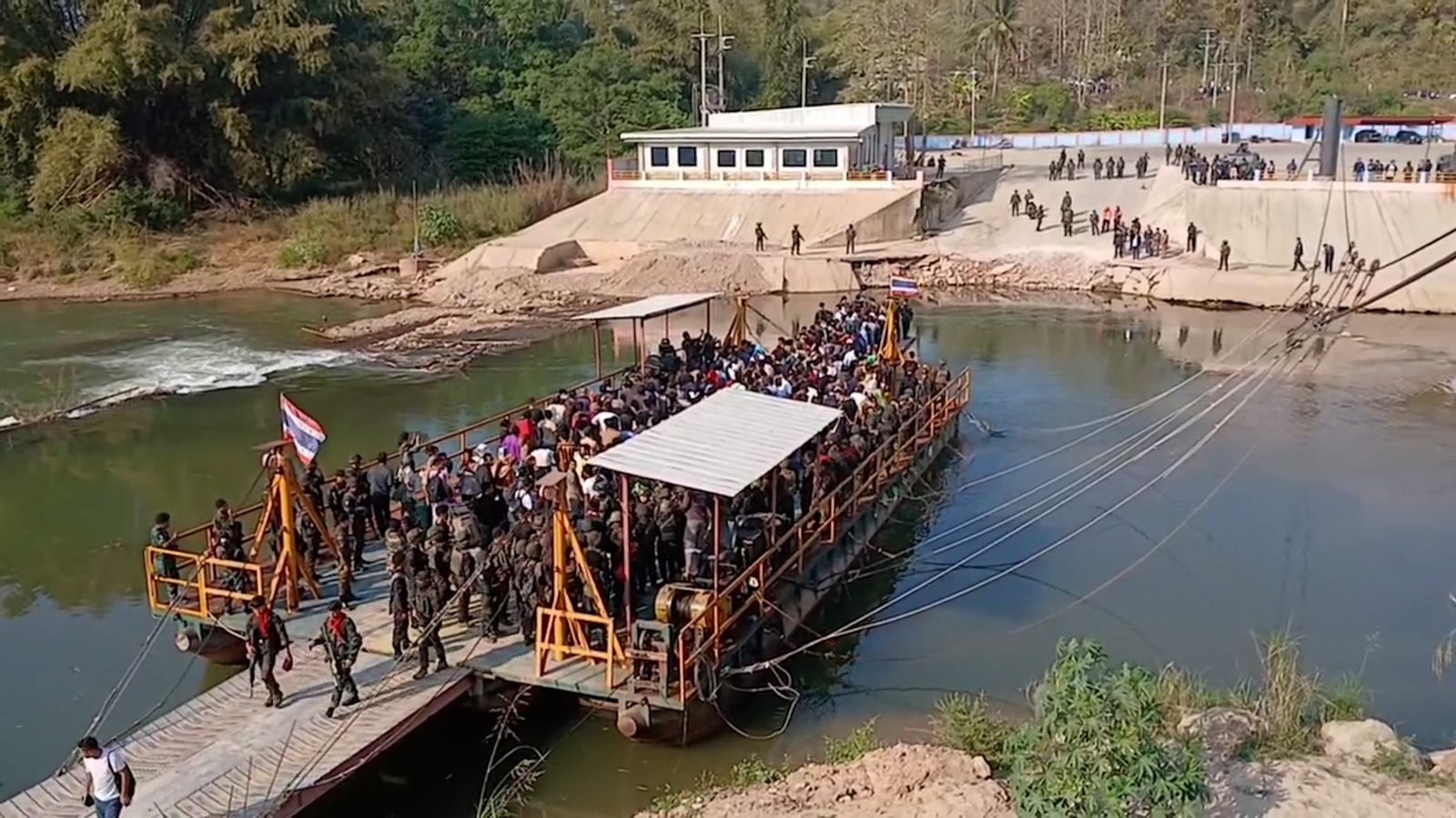ကျားဖြန့်ကြောင့် ဖမ်းဆီးခံထားရသူ (၁၉) နိုင်ငံမှ (၂၆၀) ဦးကို DKBA က ထိုင်းအာဏာပိုင်ထံလွှဲအပ်