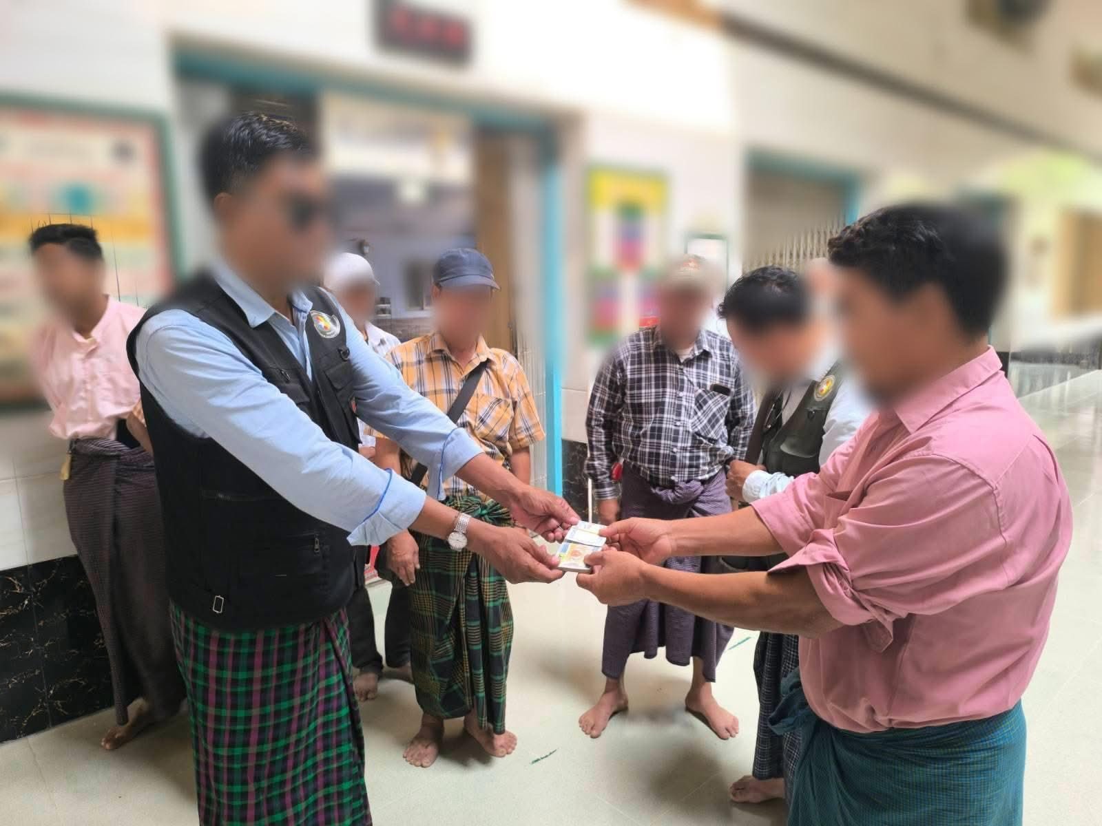 ဗလီအဆောက်အဦ ပြိုကျပြီး သေဆုံးသူ (၂)ဦးအတွက် NUG တာဝန်ရှိသူများက (၂) သိန်းကျပ်လှူဒါန်း