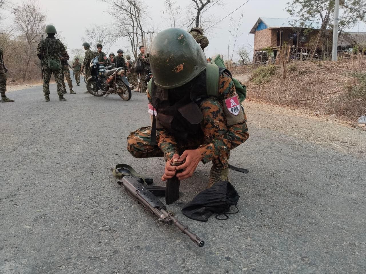 တိုက်ပွဲ (၂၃) ကြိမ်တွင် စစ်ကောင်စီတပ်မှ ဗိုလ်မှူးသီဟအောင်အပါအဝင် (၆၃) ဦးသေဆုံးပြီး ဗိုလ်ကြီး (၂) ဦးအပါအဝင် (၁၈) ဦးအရှင်ဖမ်းဆီးရမိ
