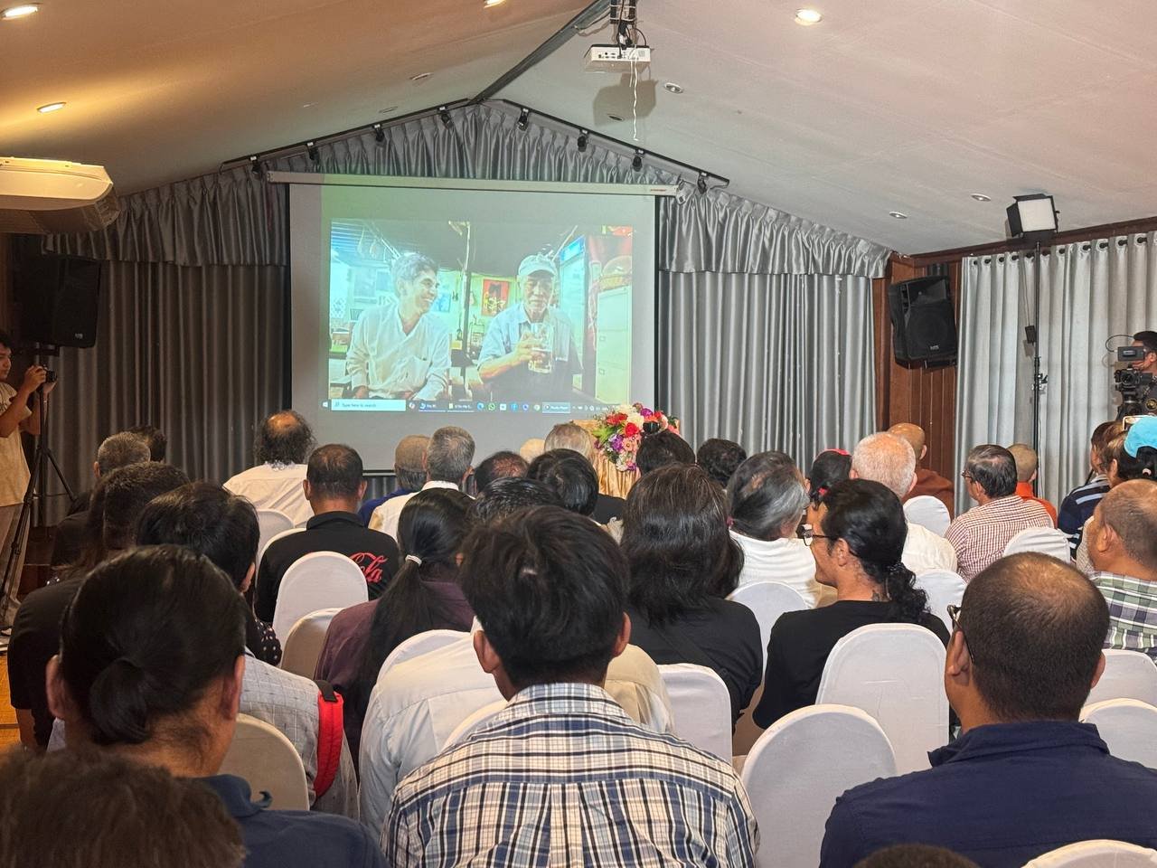 ဝါရင့်နိုင်ငံရေးသမား ဦးဦးလှစော အောက်မေ့ဖွယ် အခမ်းအနားကျင်းပ