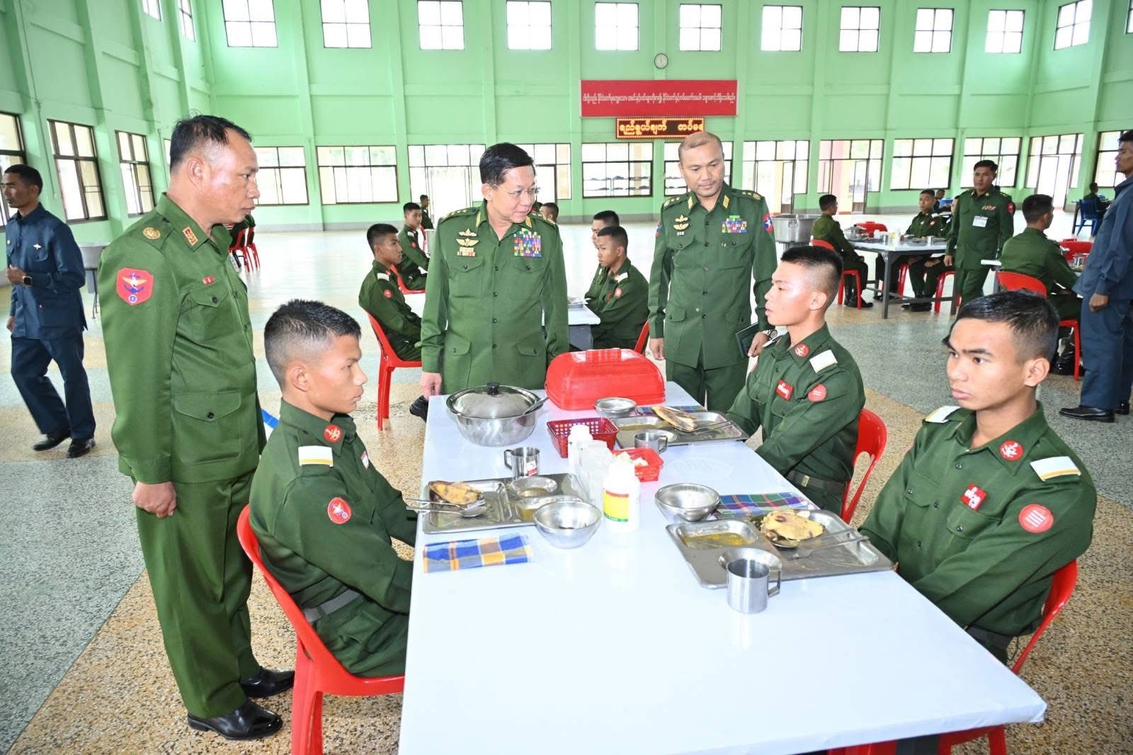 အသက် ၇၂ နှစ်အရွယ် အမျိုးသမီးကြီးတစ်ဦးအား စစ်ကောင်စီတပ်ဖွဲ့ဝင်တစ်ဦးမှ အဓမ္မပြုကျင့်