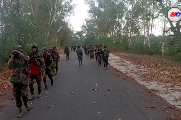 တင့်ကား (၄) စီးအပါအဝင် အင်အား (၂၀၀) ကျော်ဖြင့် ထိုးစစ်ဆင်လာသော စစ်ကောင်စီတပ် တိုက်ခိုက်ခံနေရ