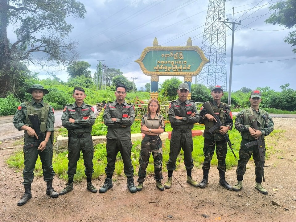နှုတ်ထွက်စာတင်ခဲ့ပြီးနောက် တာဝန်ရှိသူများအား တောင်းပန်ကာ MOD တပ်ရင်းအဖြစ် ဆက်ရှိနေမည်