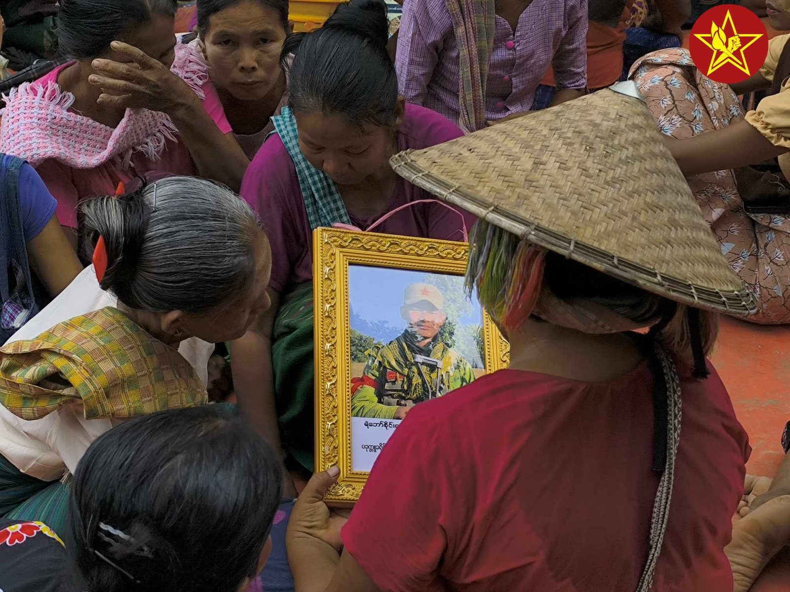 ပြည်သူ့တော်လှန်ရေးတပ်ဦးမှ မြင့်မြတ်စွာ ကျဆုံးခဲ့ရသော ရဲဘော်စိုင်းနောင် (ခ) ရဲဘော်ထွန်းခ ဈာပန