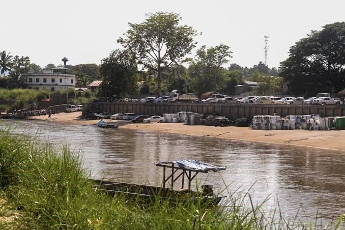 ထိုင်း-မြန်မာနယ်စပ် ကုန်စည်ပို့သည့်ဂိတ်အချို့ကို (၇) ရက်ပိတ်မည်